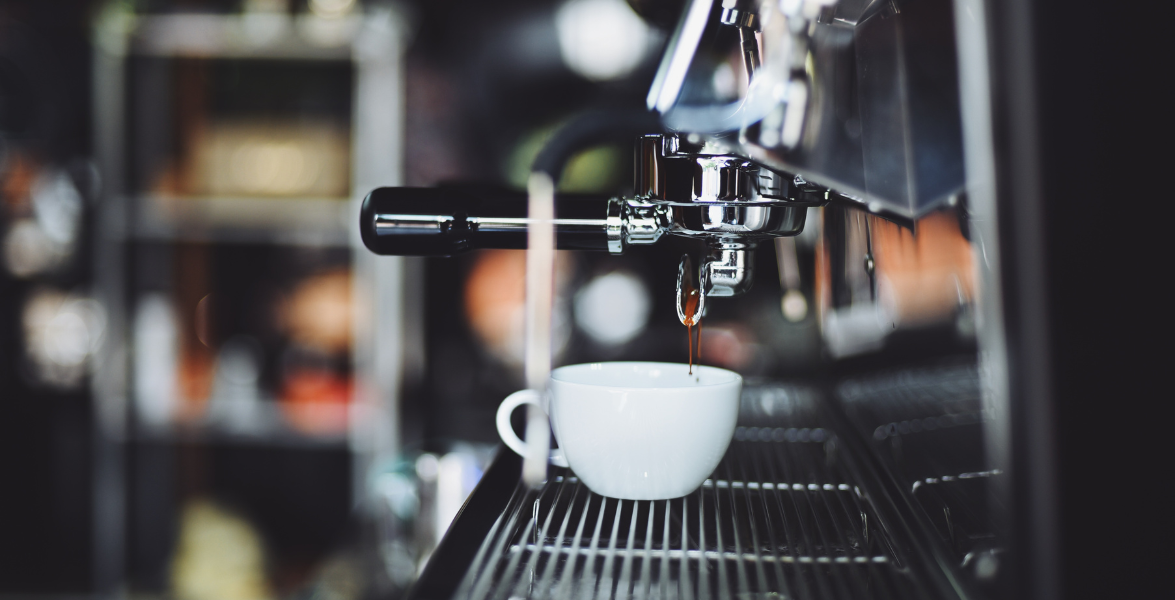 Qué material es mejor para tu taza de café?